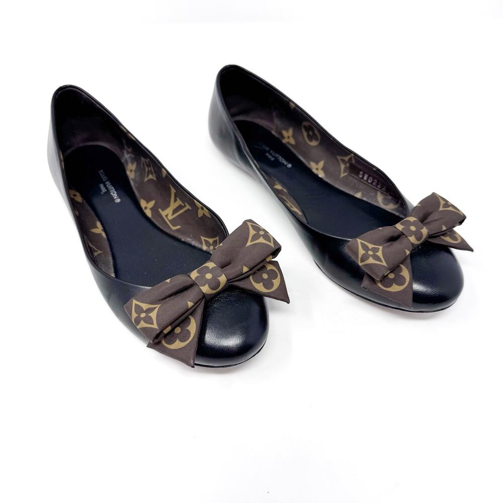 Louis Vuitton Black Leather Monogram Bow Ballet Flats 36